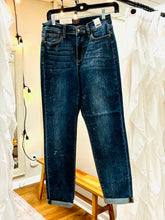 Load image into Gallery viewer, Judy Blue High-Rise Bleach Splash Boyfriend Jean