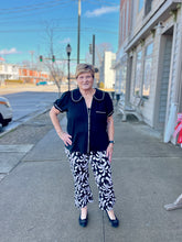 Load image into Gallery viewer, Ruffle Sleeve Black & White Blouse