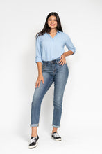 Load image into Gallery viewer, Judy Blue High-Rise Bleach Splash Boyfriend Jean