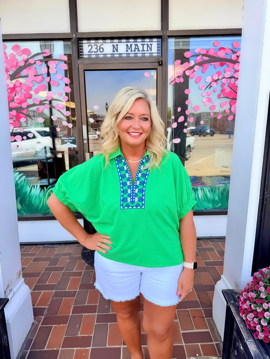 トップス lianne Kelly Green Embroidered Dolman Sleeve Top | LandyLane Boutique