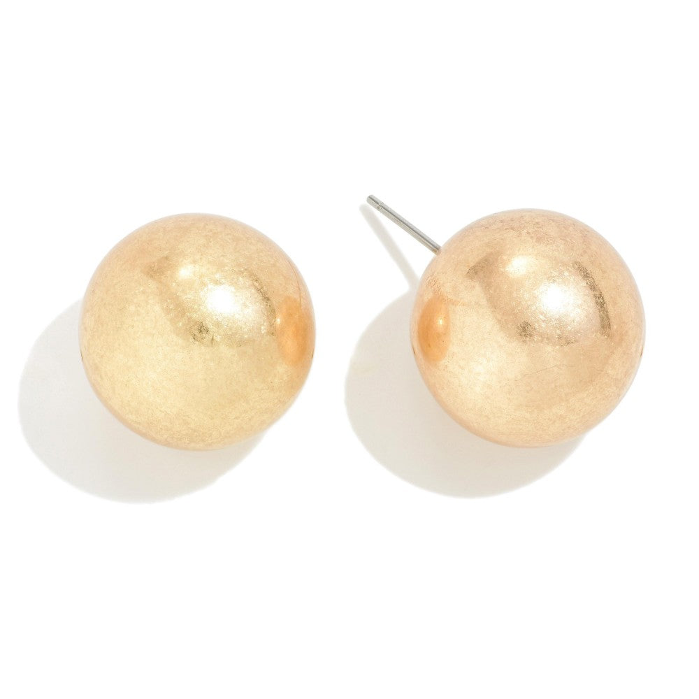 Simple Oversized Metal Gold Tone Pearl Stud Earring