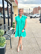 Load image into Gallery viewer, Ladies Collared Button Down A-Line Tiered Short Dress With Pockets- Emerald