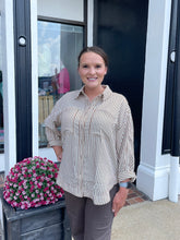 Load image into Gallery viewer, Brown Textured Stripe ¾ Sleeve Top