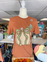 Load image into Gallery viewer, Seersucker Pumpkin With Coquette Bow Unisex Tee
