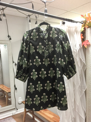 Black & Green Lined Dress With Side Pockets