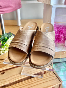 Jolene Tan Sandals - Stylish Comfort For Every Step