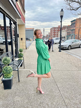 Load image into Gallery viewer, Ladies Kelly Green Collared Bubble Sleeve Button Down Short Dress
