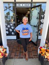 Load image into Gallery viewer, Kentucky Pumpkin Bow Soft Comfort Colors Unisex Tee