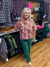 Load image into Gallery viewer, Brick Floral Scallop Hem Blouse