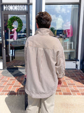 Load image into Gallery viewer, Brown Textured Stripe ¾ Sleeve Top