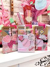 Load image into Gallery viewer, Blind Date With a Book Gift Set- Romance