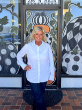Load image into Gallery viewer, Classic White Stretch Poplin Button-Down Top