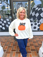 Load image into Gallery viewer, Cream Pumpkin Season Gingham Bow Appliqué Sweatshirt