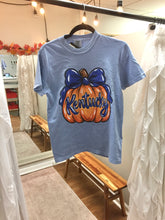 Load image into Gallery viewer, Kentucky Pumpkin Bow Soft Comfort Colors Unisex Tee