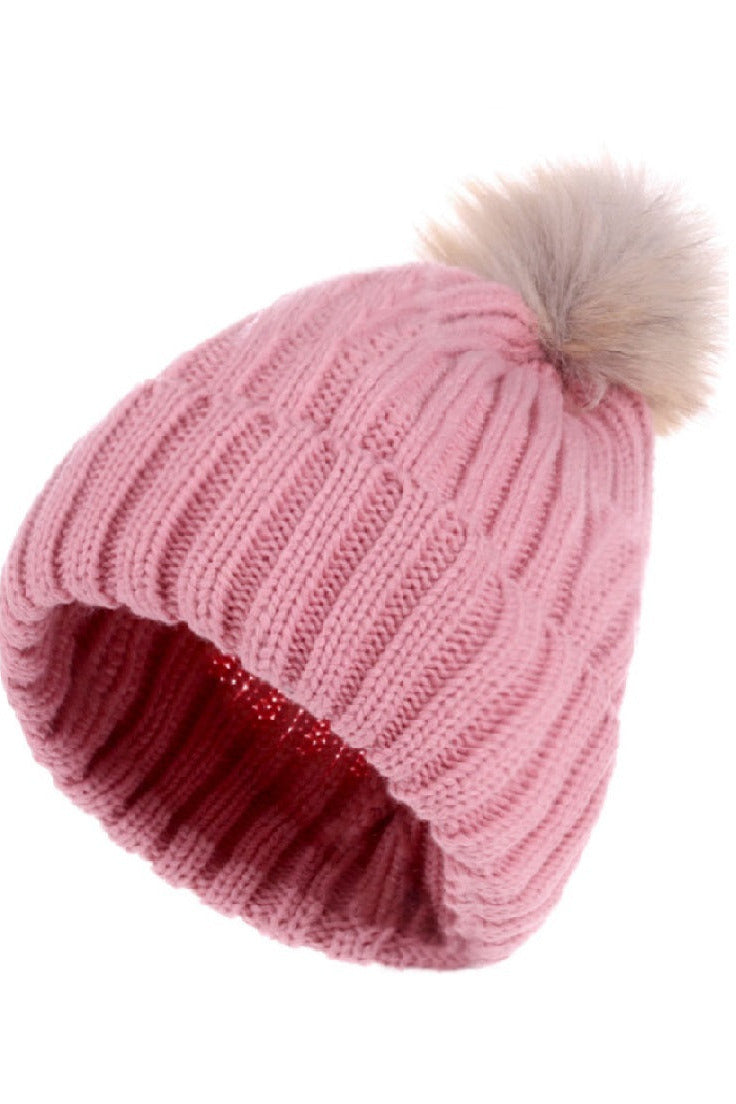 Ribbed Knit Pom Pom Beanie