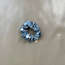 Load image into Gallery viewer, Polka Dot Scrunchies