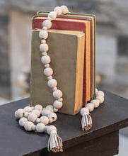 Load image into Gallery viewer, Distressed Bead Garland with Tassels