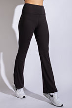 Load image into Gallery viewer, Original Buttery Soft Full Length Flared Yoga Pants- Black