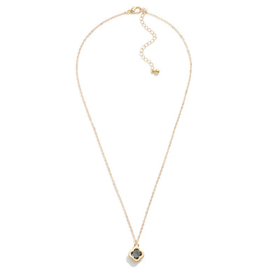 Dainty Chain Link Necklace With Clover Rhinestone Pendant