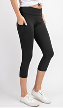Load image into Gallery viewer, Buttery Super Soft Capri length Yoga Leggings With Pockets-Black