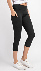 Buttery Super Soft Capri length Yoga Leggings With Pockets-Black